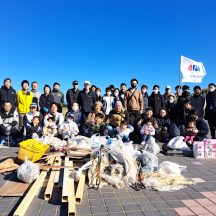 2023年11月19日 浜松河川国道主催の天竜川クリーン作戦に参加しました。参加者総勢43名！！多くのゴミを拾い、環境保護活動の大切さを改めて感じました。